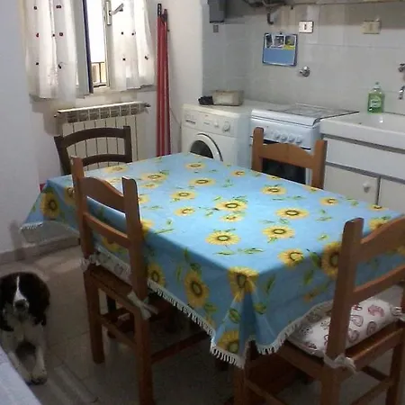 Bilocale Nel Borgo Storico * לריצ'י