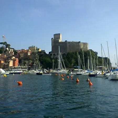 Bilocale Nel Borgo Storico * Lerici