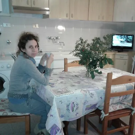 Bilocale Nel Borgo Storico לריצ'י