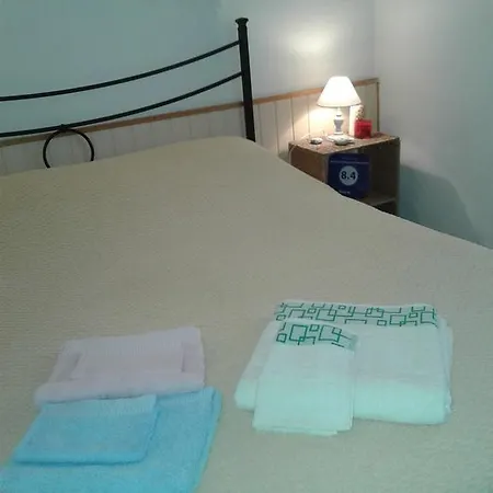 Bilocale Nel Borgo Storico דירה