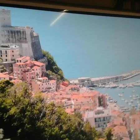 Bilocale Nel Borgo Storico Apartment *