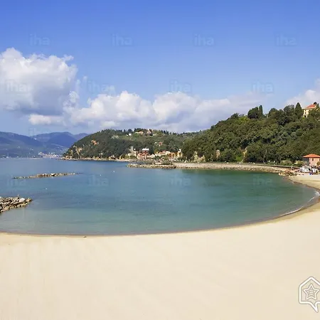 Apartment Bilocale Nel Borgo Storico Lerici