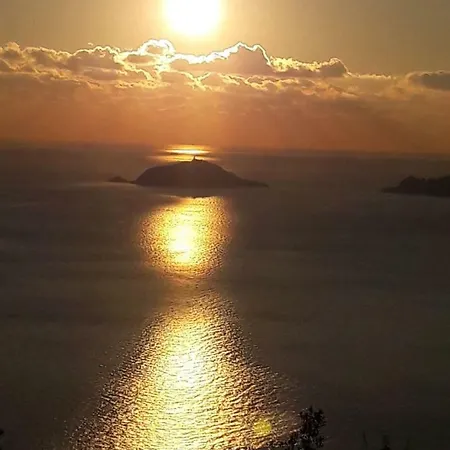 Bilocale Nel Borgo Storico * Lerici